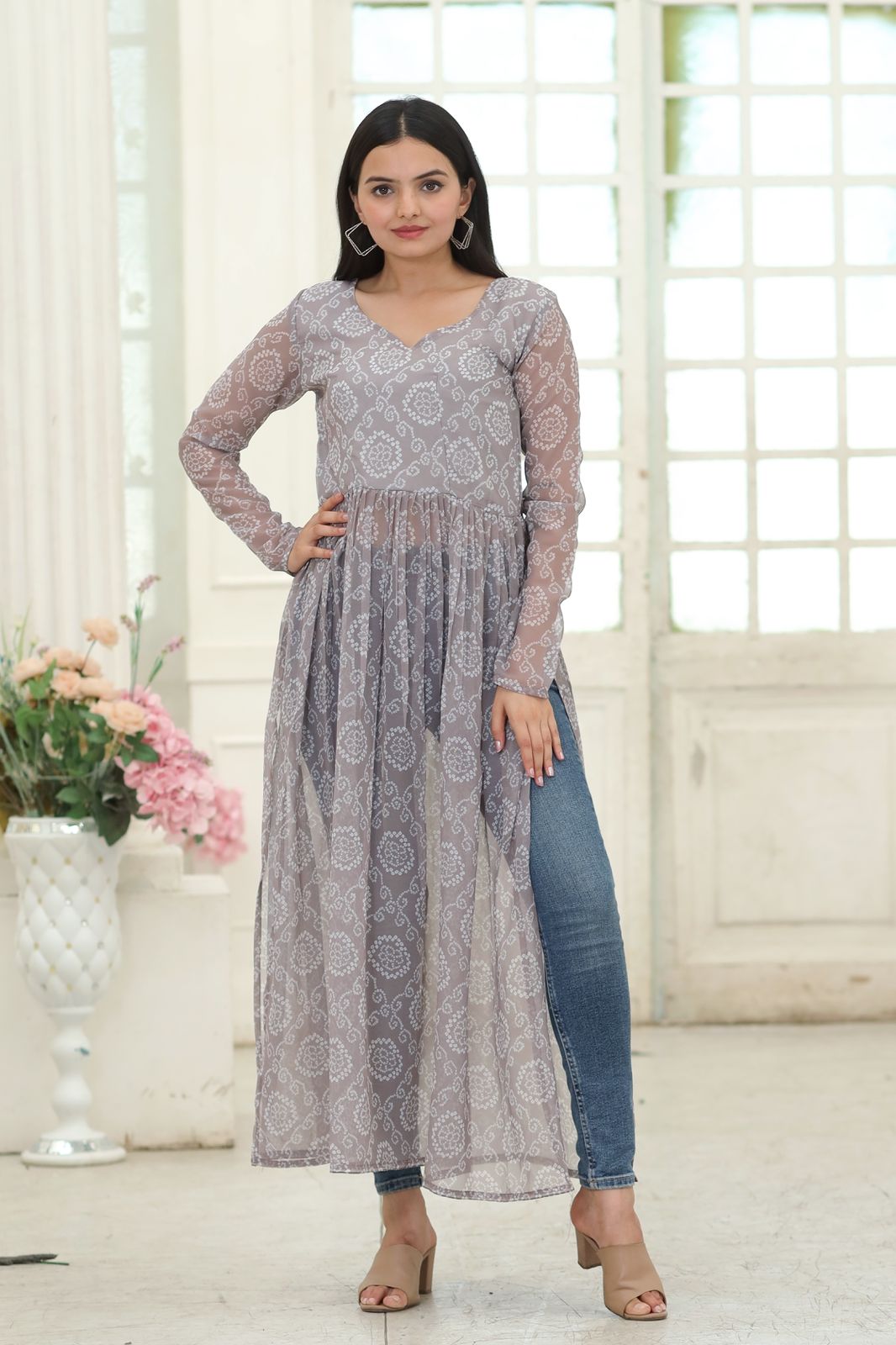 Casual Wear Gray Color Bandhani Print Kurti