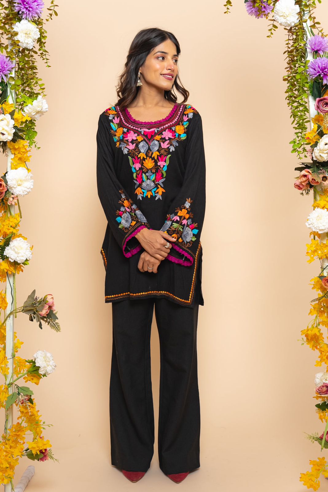 Wonderful Thread Work Black Top With Pant