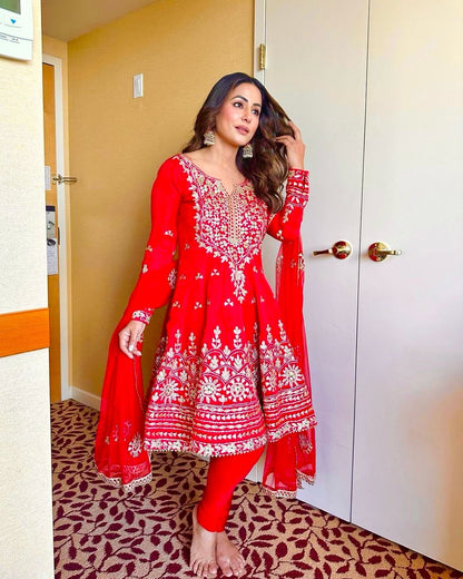 Exclusive Hina Khan Wear Red Color Anarkali Suit