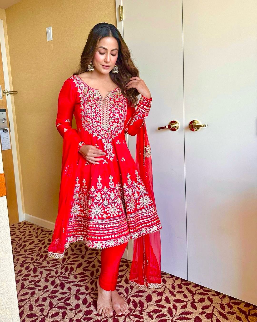 Exclusive Hina Khan Wear Red Color Anarkali Suit