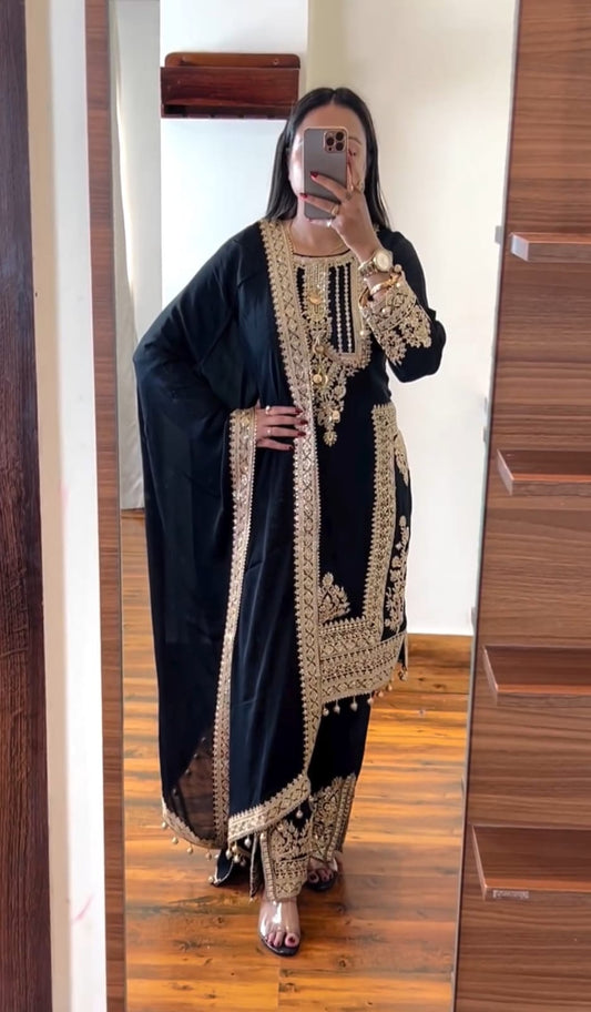 Ravishing Embroidery Work Black Color Salwar Suit