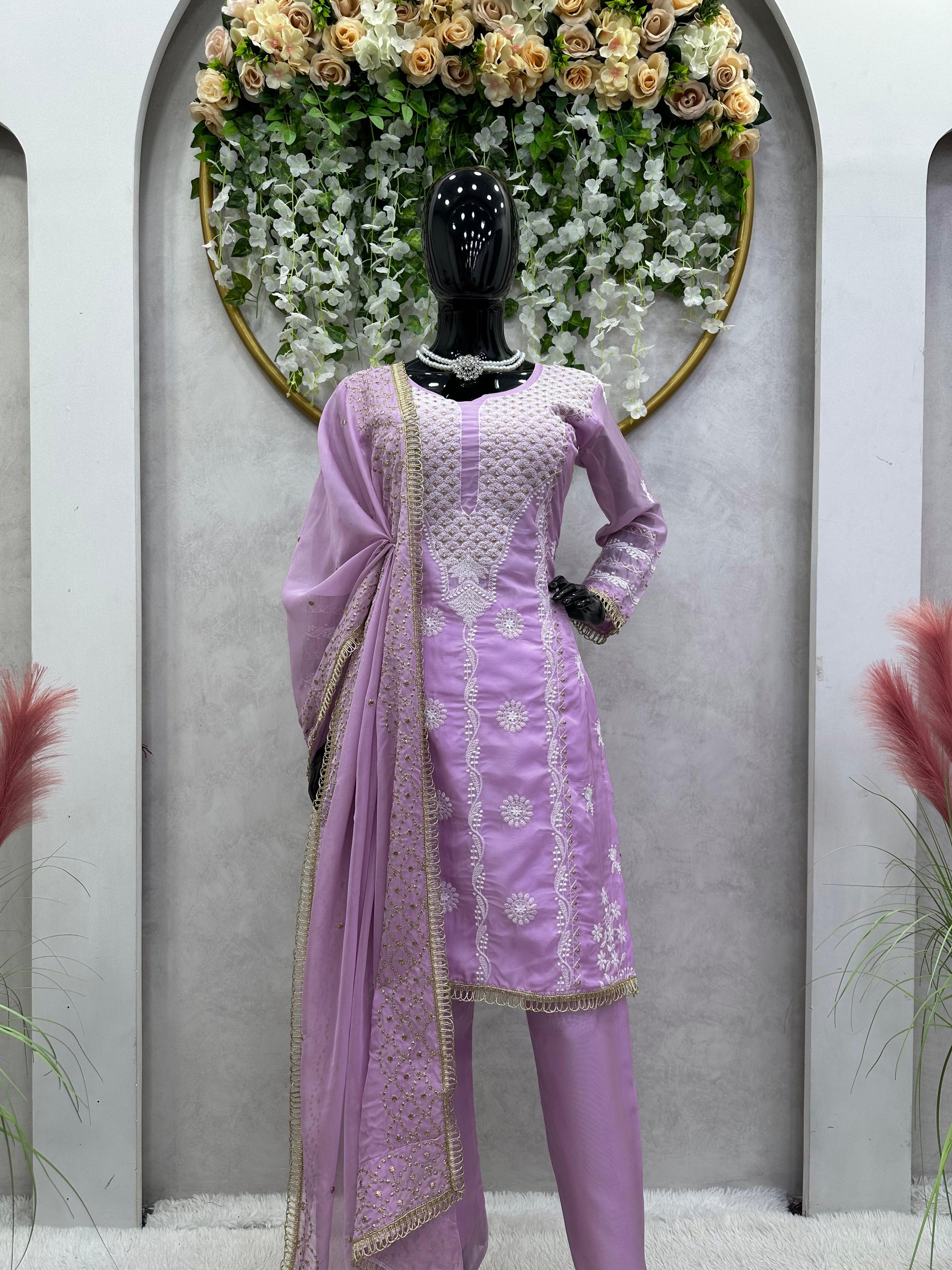 Graceful Thread Work Onion Color Suit