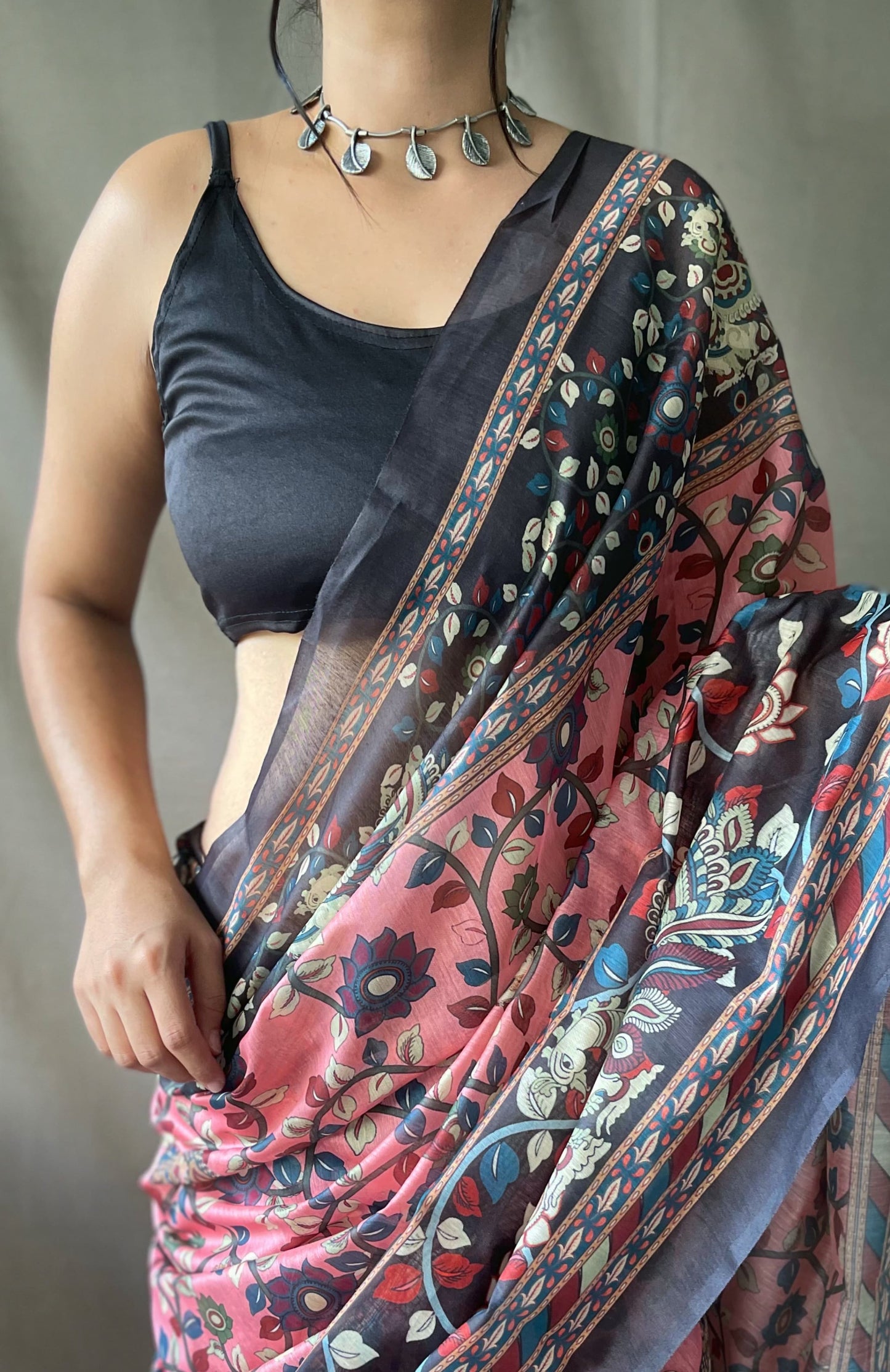 Stylish Kalamkari Print Pink Color Saree