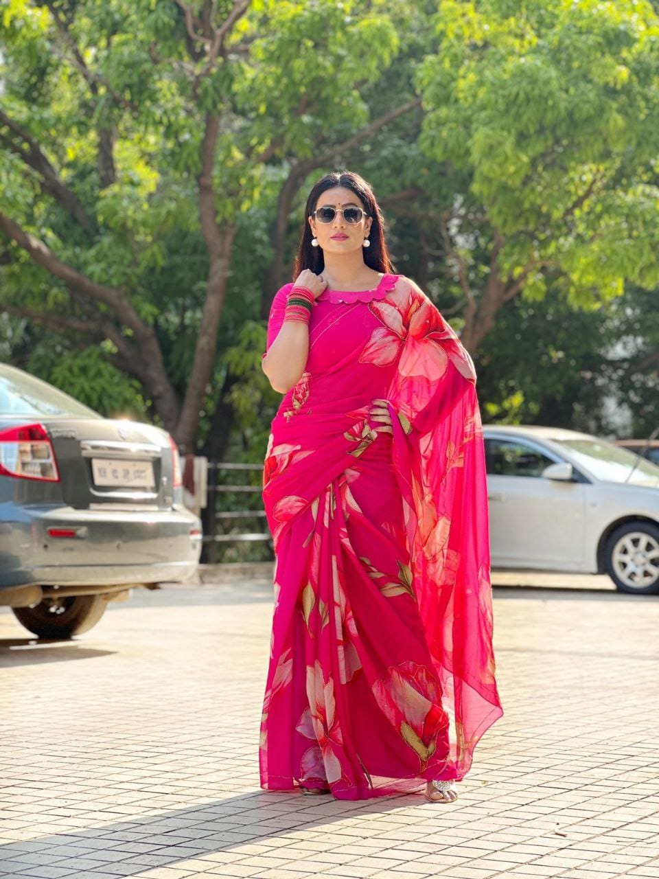 Shining Beautiful Floral Print  Pink Color Saree
