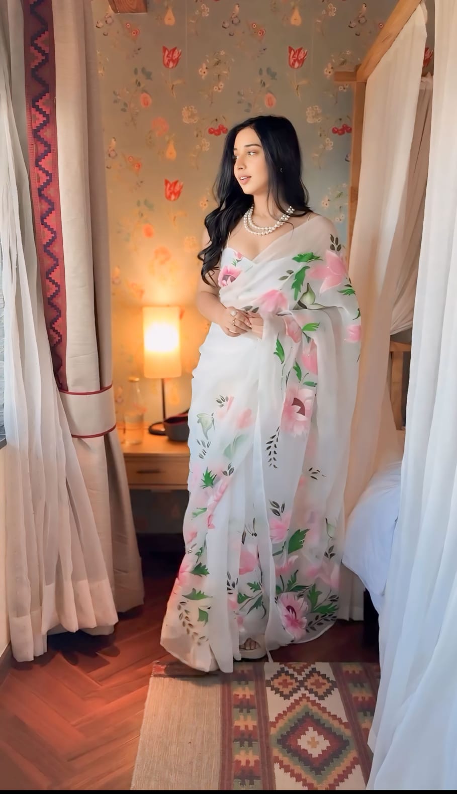 Embellished  White Color Flower Digital Print Ready To Wear Sree