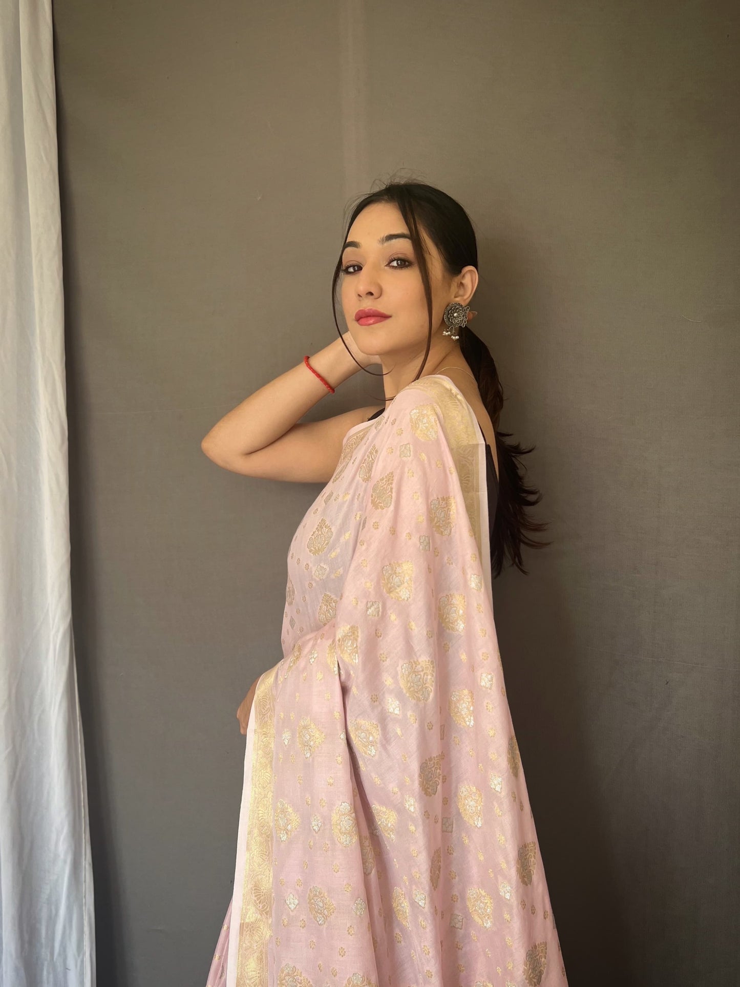 Soft Silk Gold And Silver Design Light Pink Saree