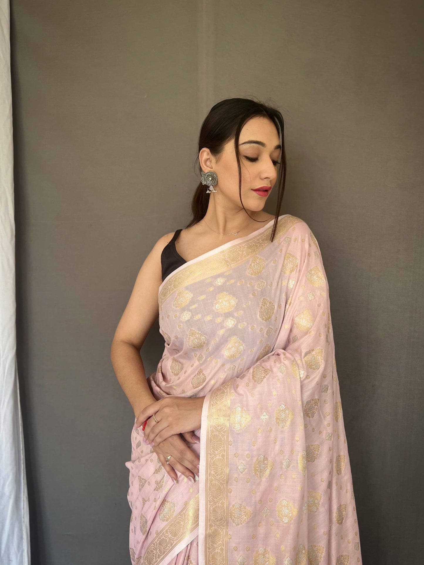 Soft Silk Gold And Silver Design Light Pink Saree