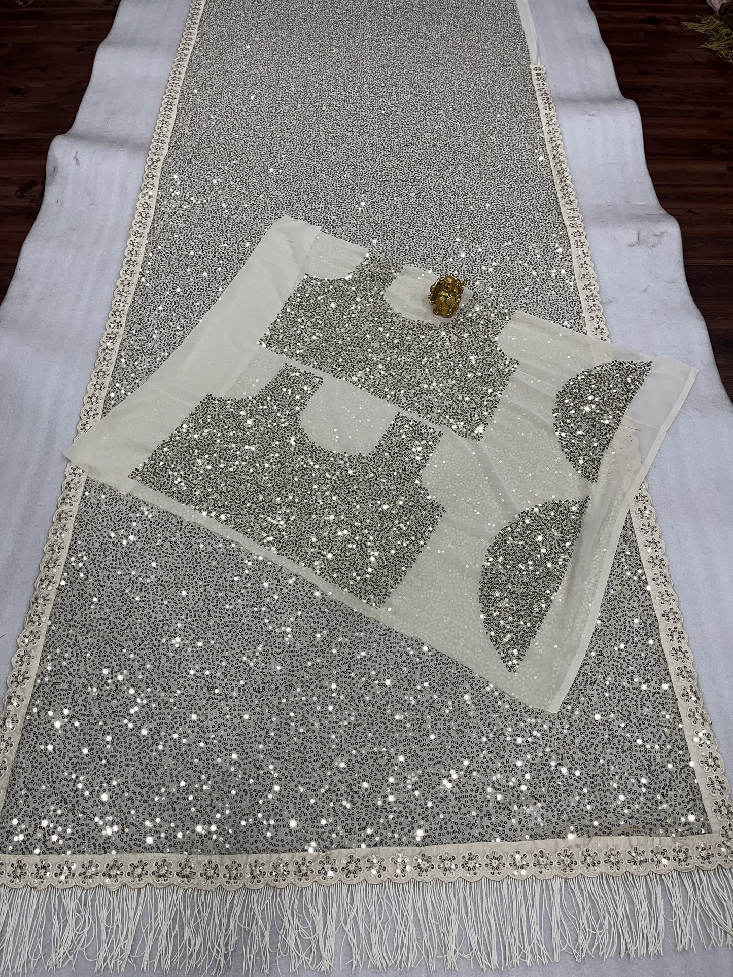 Deepika Padukon Wear Off White Georgette With Heavy 5mm Khichdi Sequence Embroidery Work Bollywood Saree