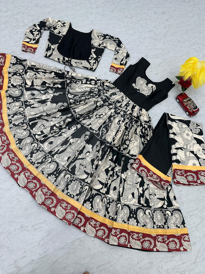 Function Wear Black And White Color Rayon Cotton And kalamkari Printed Designer Gown