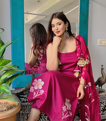Gorgeous Pink Color Floral Handpainted Georgette Kurta Set With Tassels