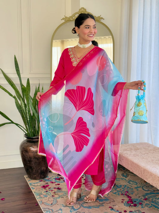 Beautifully designed that seamlessly combines tradition kurta set