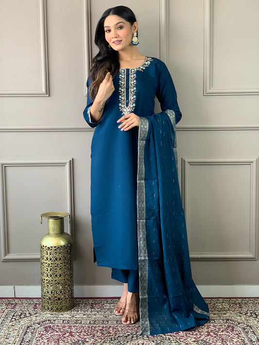 Elegent Beautifully designed that seamlessly combines tradition kurta set