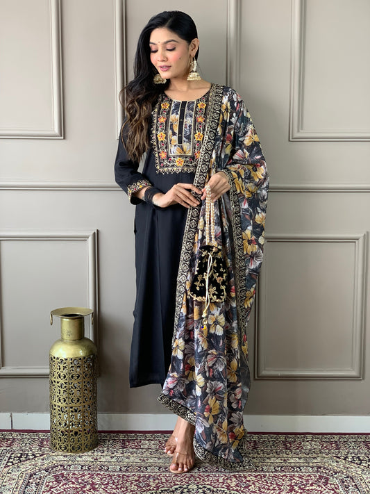 Elegent Beautifully designed that seamlessly combines tradition kurta set