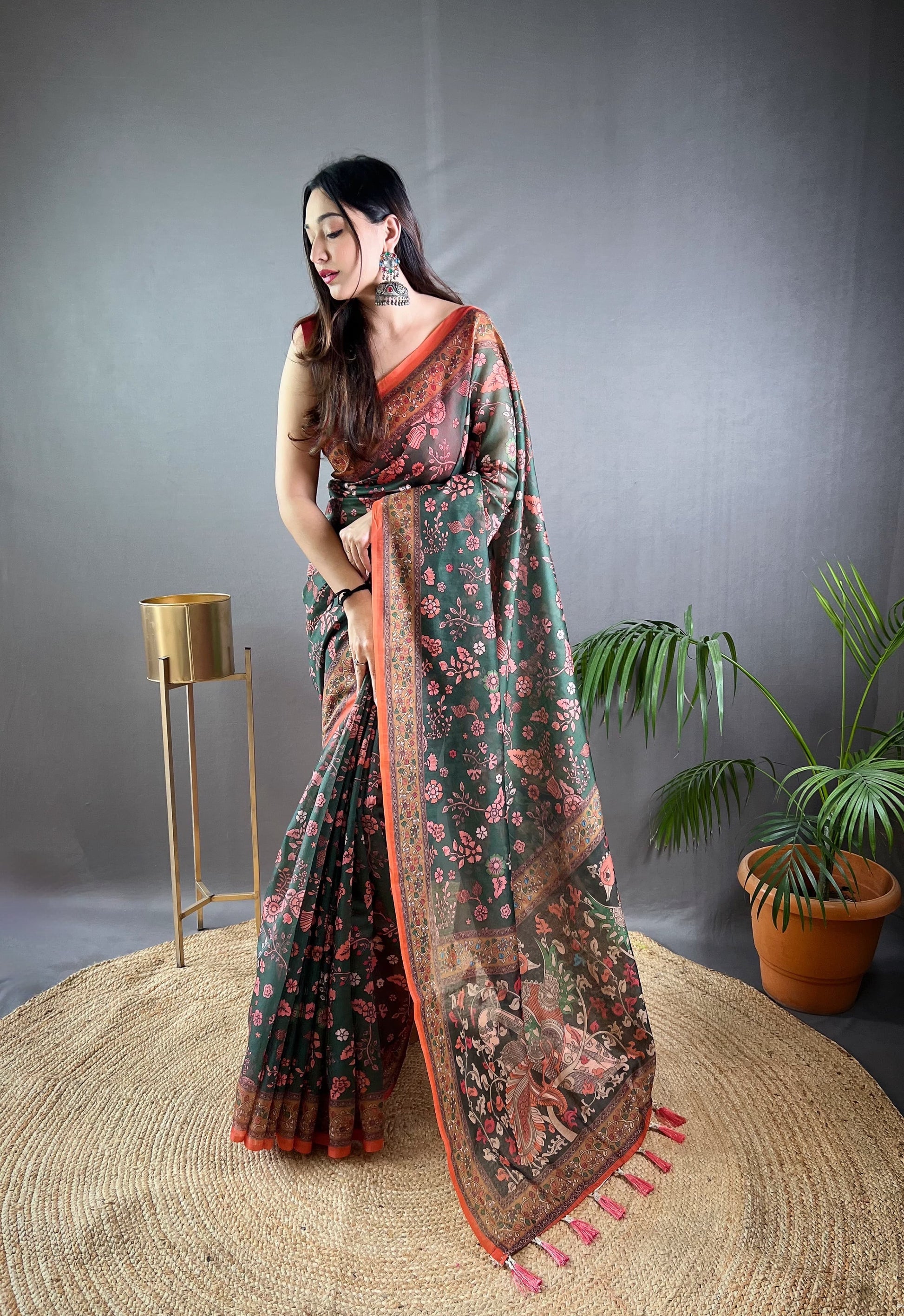 Fabulous Malai Cotton Green Color Saree