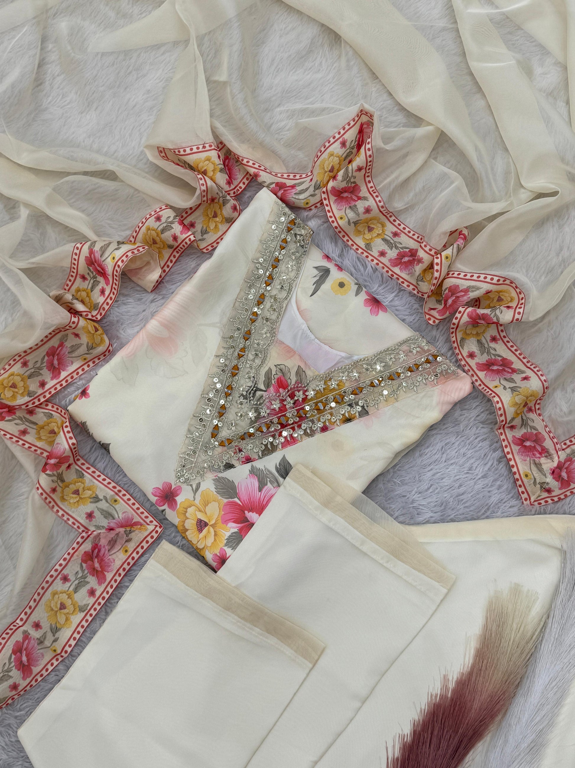 Elegant Digital Print White Color Salwar Suit