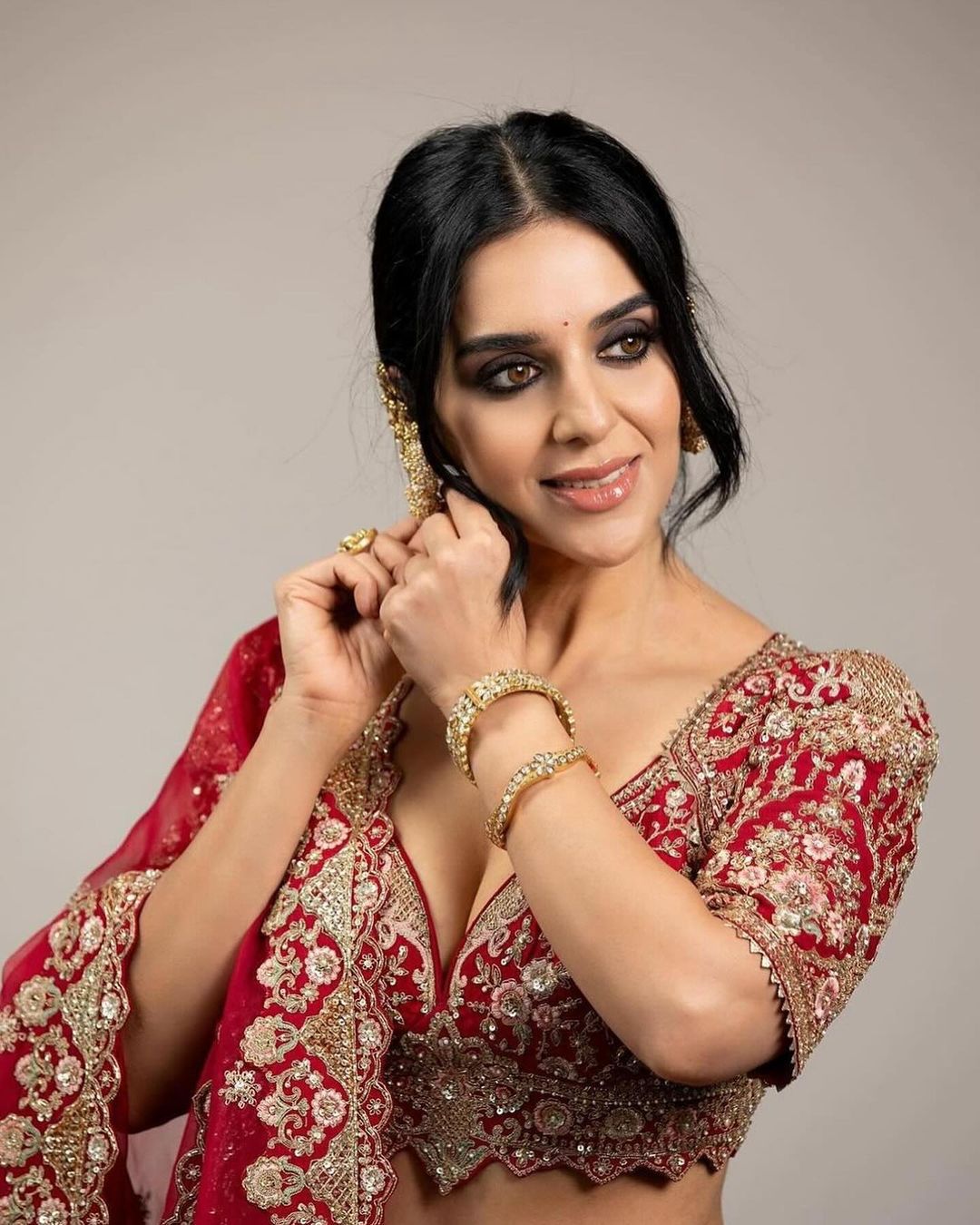 Fabulous Malai Satin Red Color Bridal Lehenga Choli