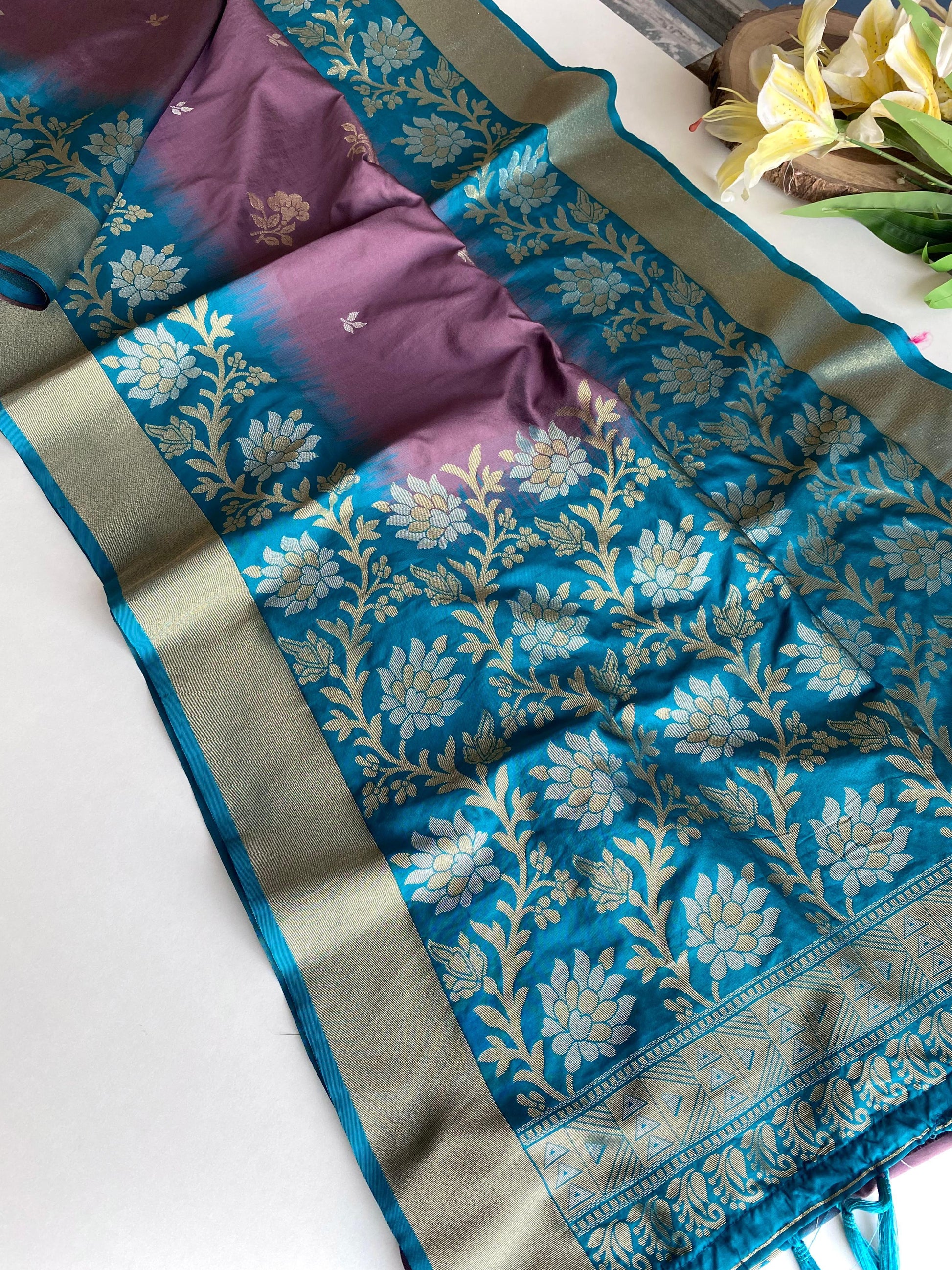 Fantastic Tone Silk Onion & Teal Blue Color Saree