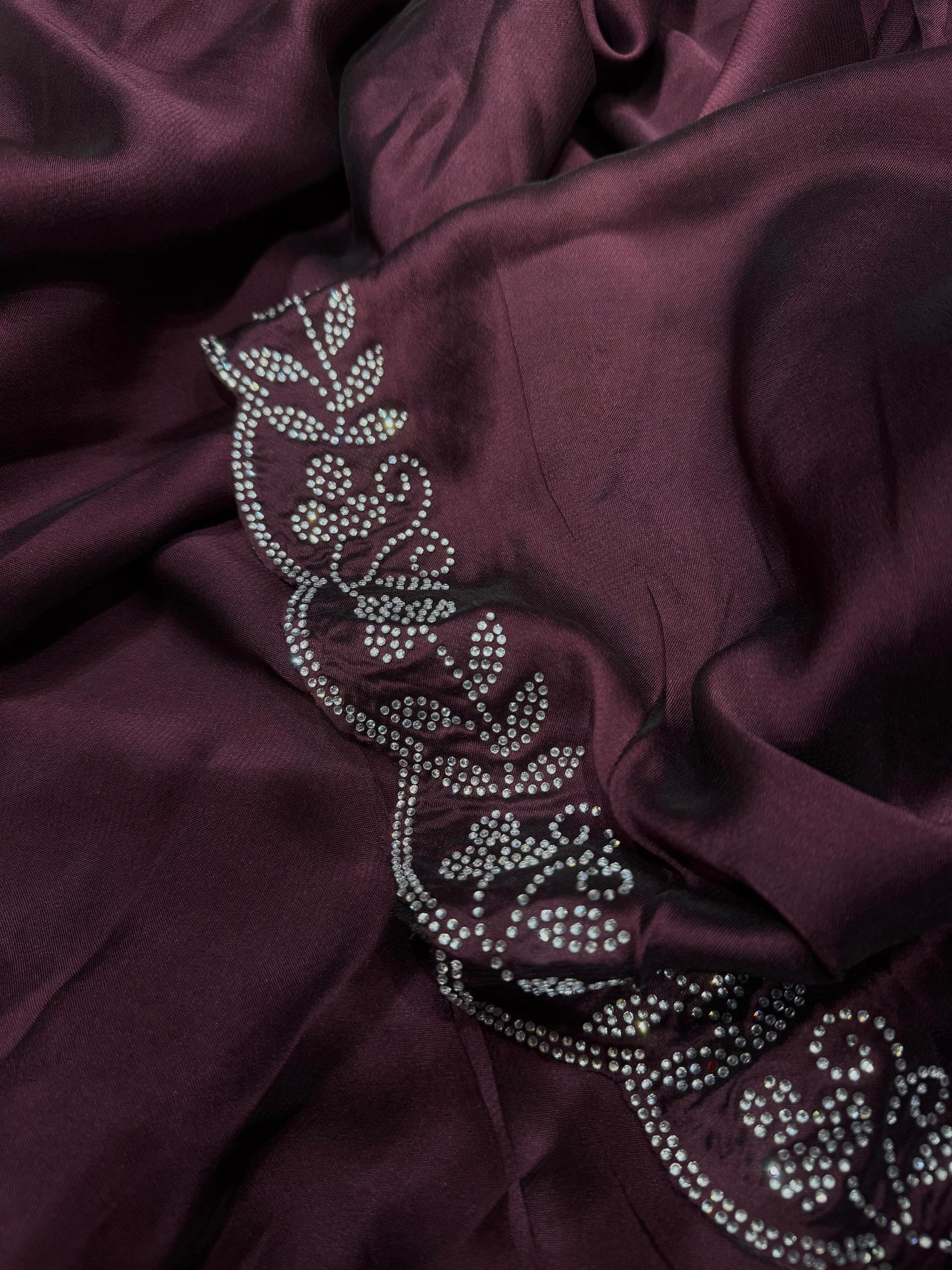 Innovative Heavy less Border Wine Color Saree