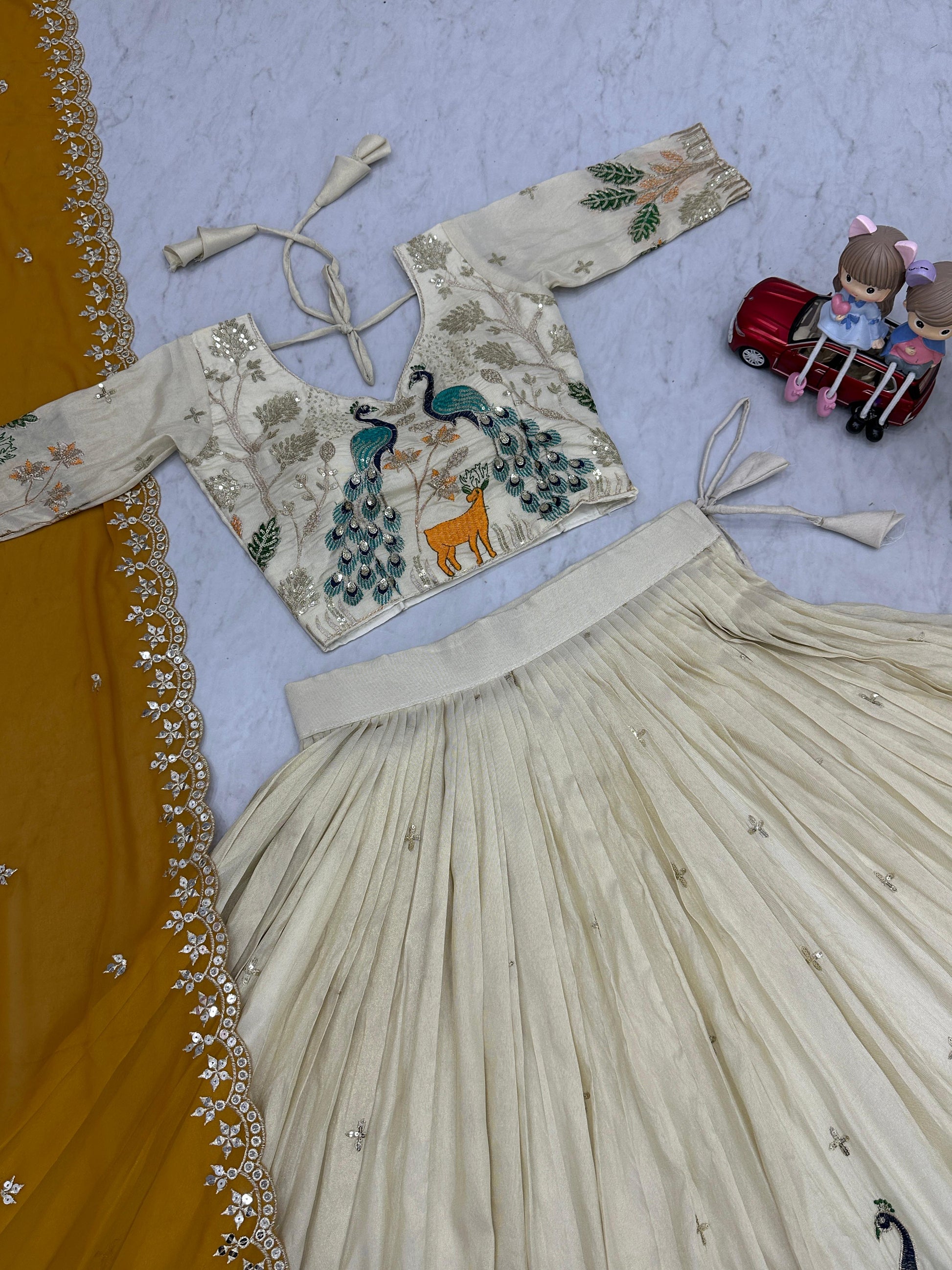 Pattern Wedding & Party Wear White Color With Yellow Dupatta Lehenga Choli