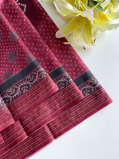 Delightful Bandhani Print With Work Maroon Color Saree