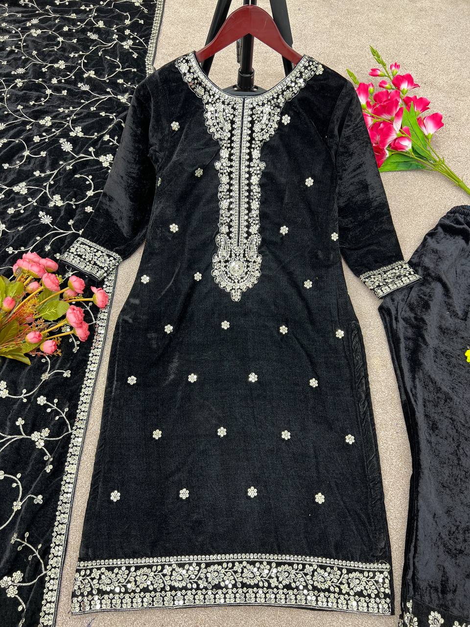 Party Wear Velvet Black Color Full Sleeve Salwar Suit