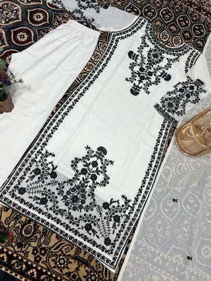 Marvelous White Color Thread Work Salwar Suit