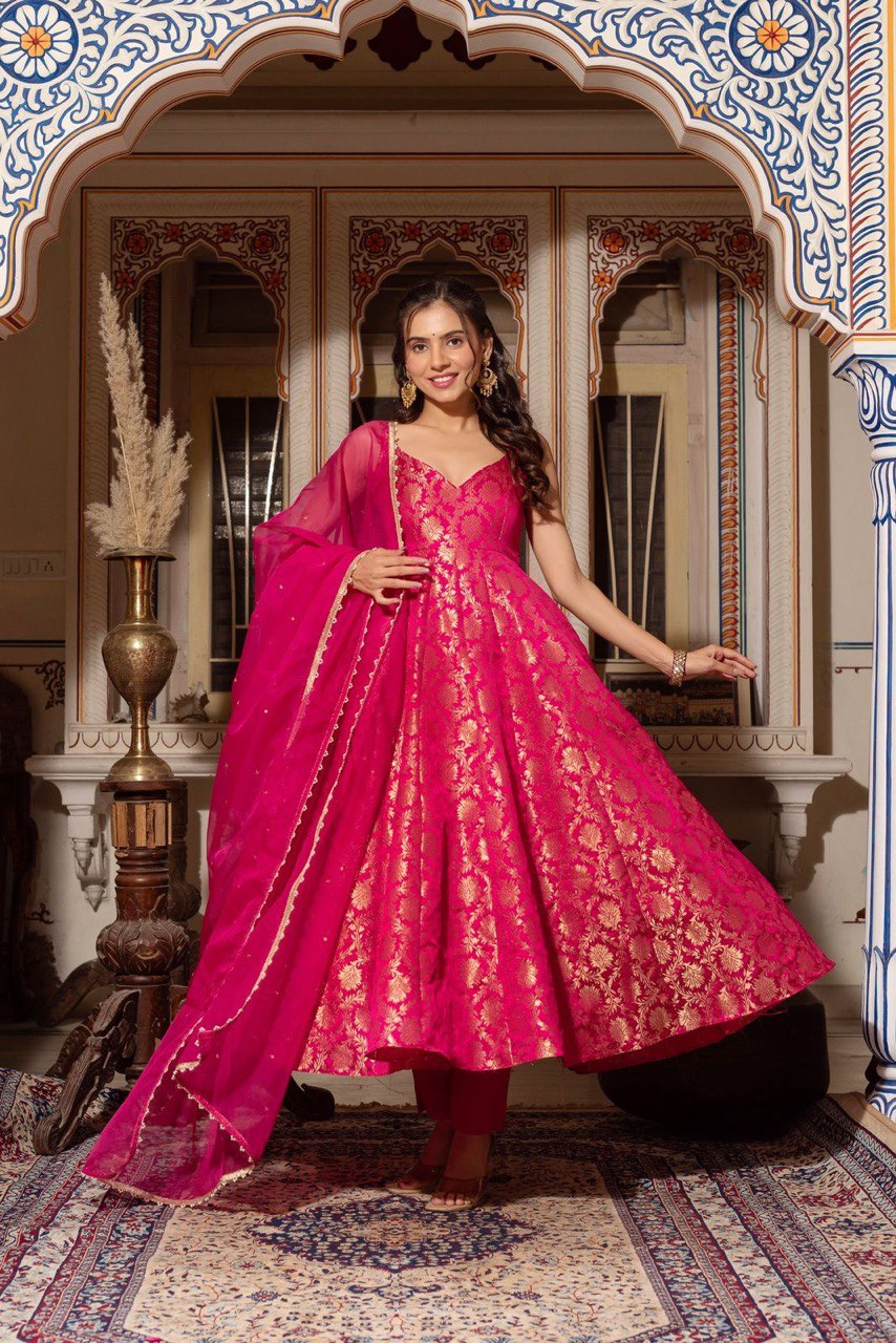Stunning Jequard Weaveing Pink Color Gown