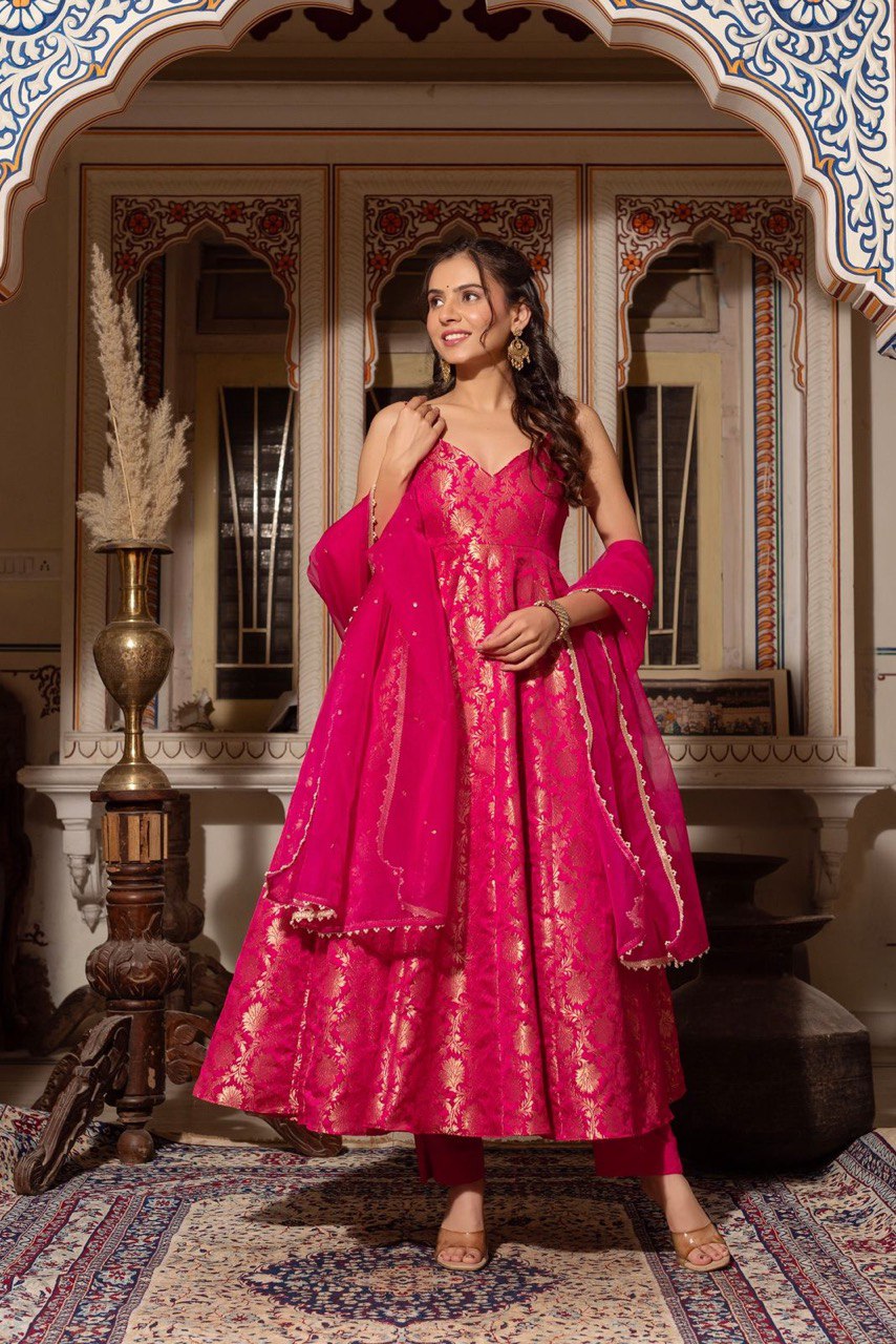 Stunning Jequard Weaveing Pink Color Gown