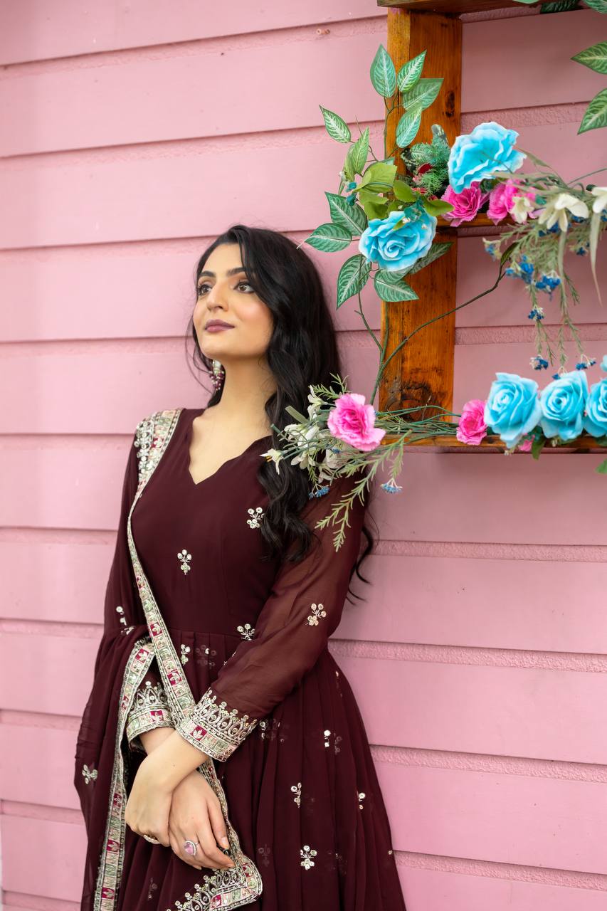 Captivating Georgette Maroon Color Gown