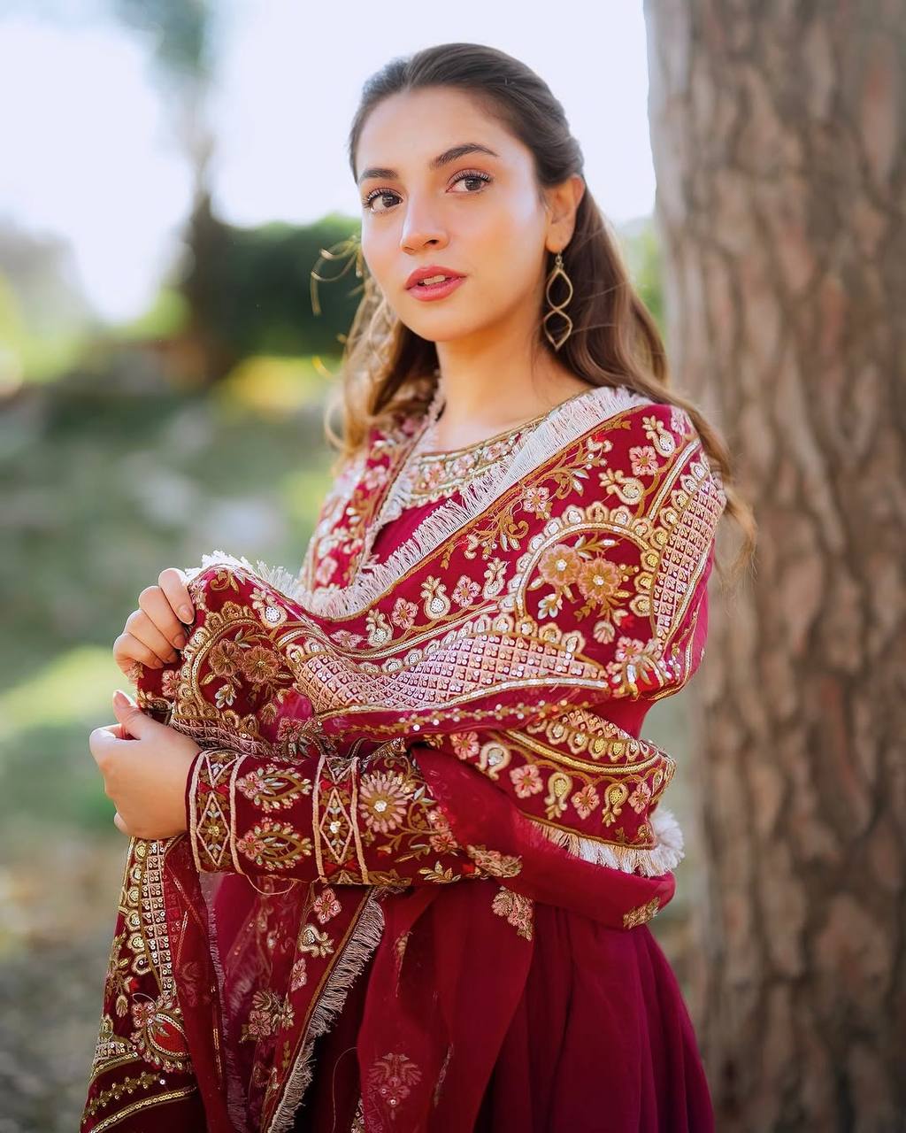 Elegant Georgette Thread Work Red Color Gown
