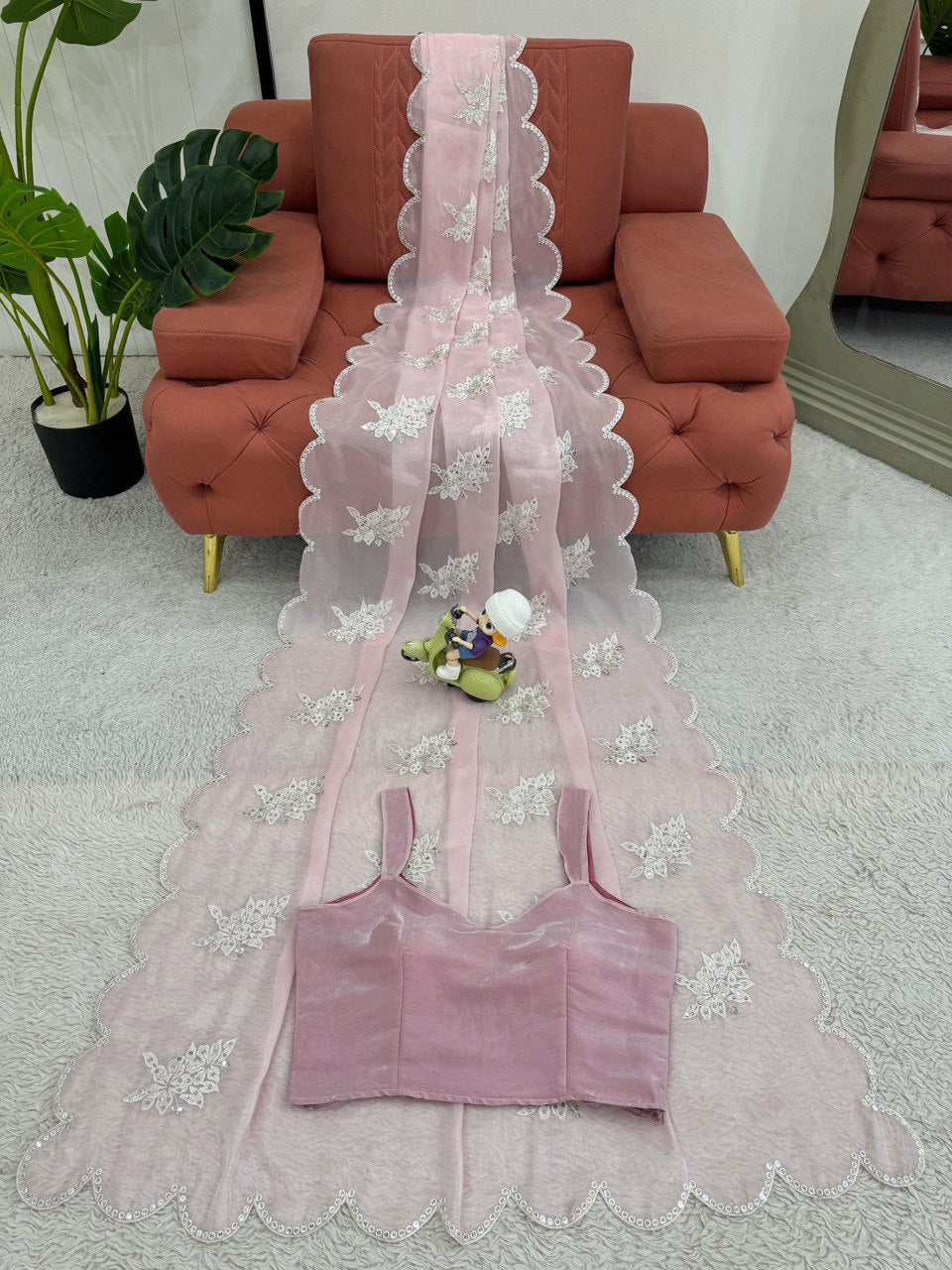 Shining Zimmy Chu Baby Pink Color Saree