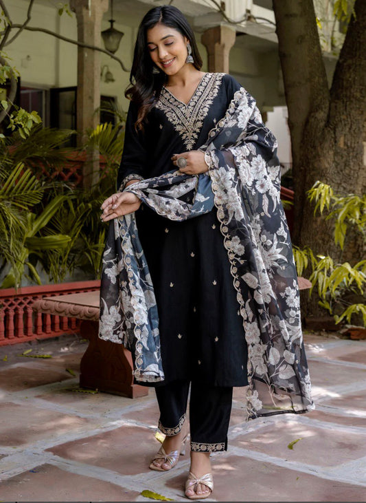 Adorable Rayon Black Color Salwar Suit