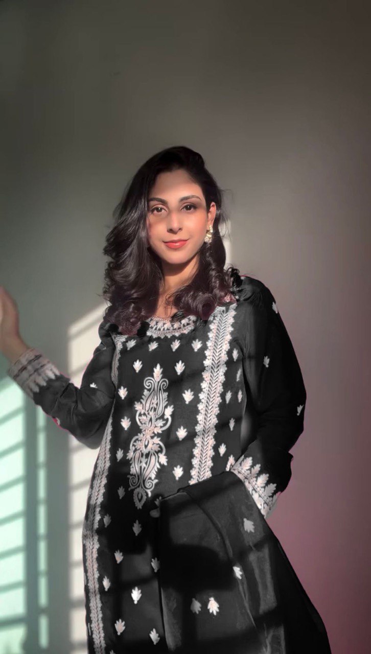 Beautiful Roman Silk Black Color Palazzo Suit