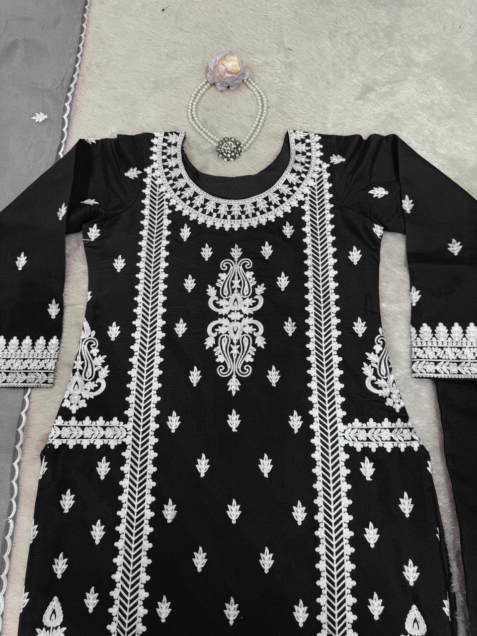 Beautiful Roman Silk Black Color Palazzo Suit