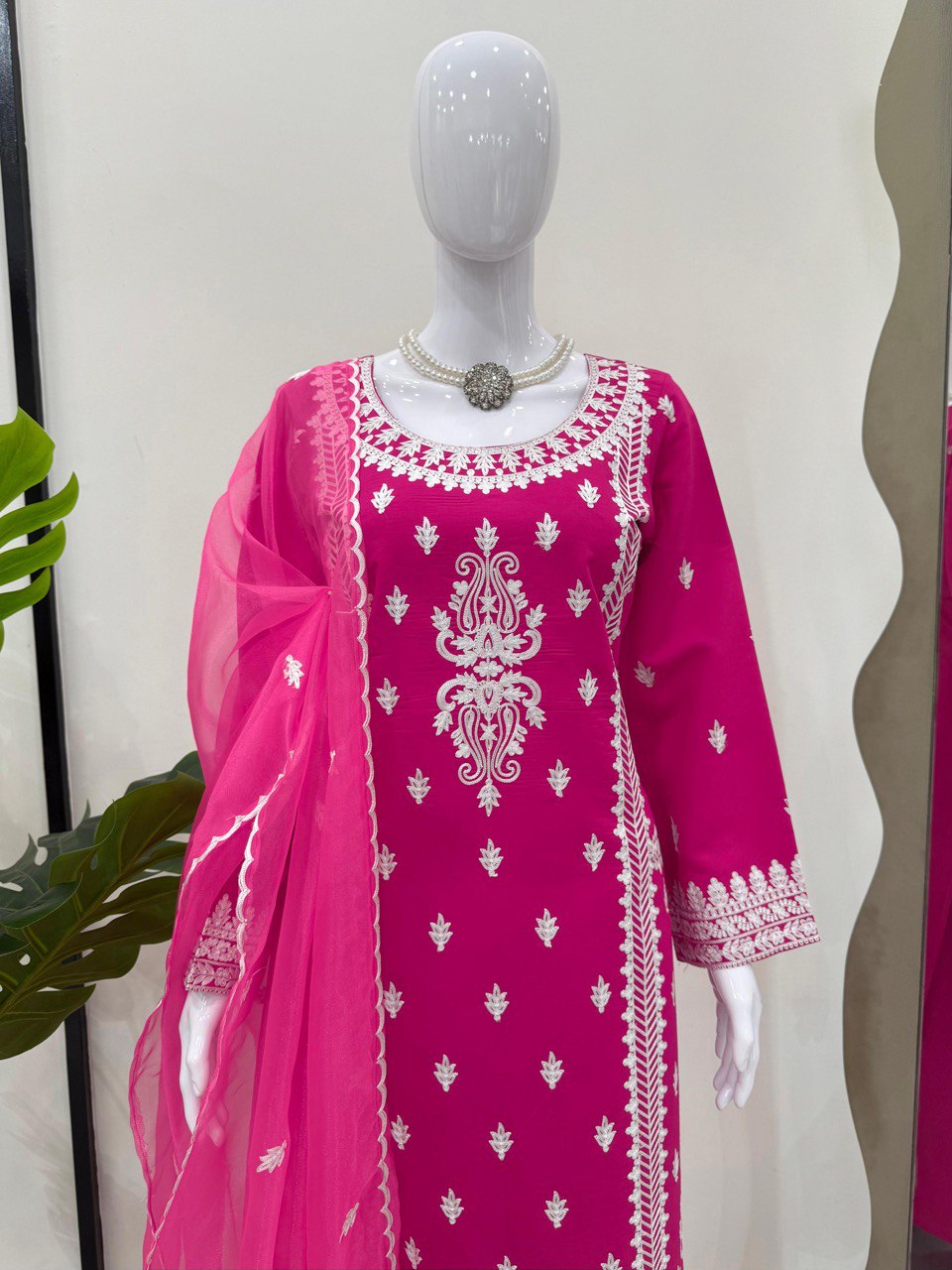 Beautiful Roman Silk Pink Color Palazzo Suit