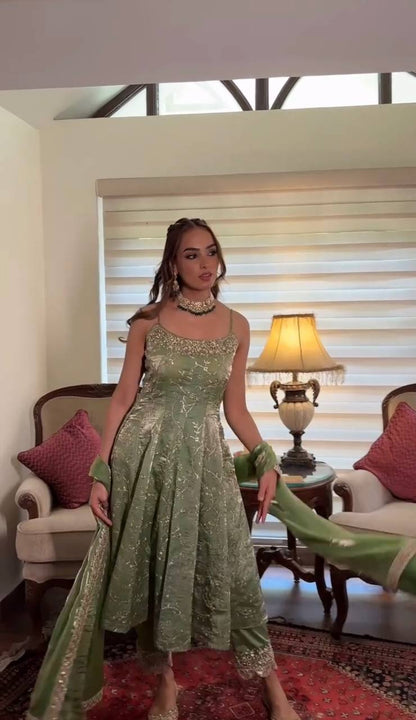 Awesome Fandy Silk Green Color Gown