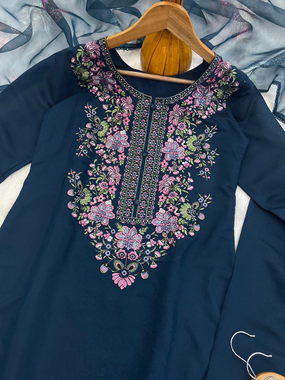 Good Looking Digital Print Blue Color Suitset