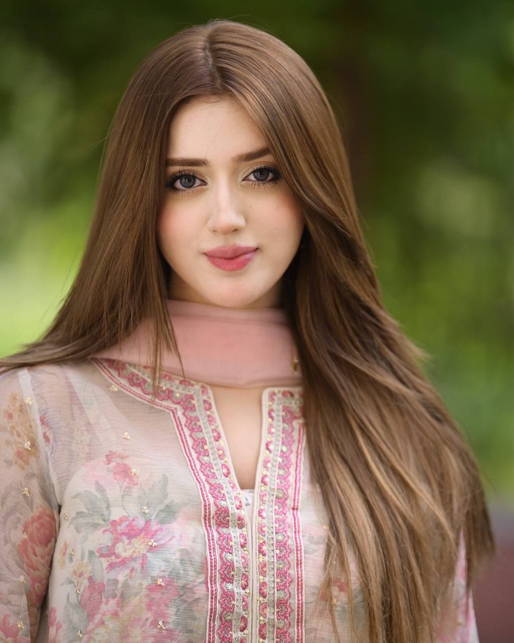 Attractive Digital Print White Color Palazzo Suit