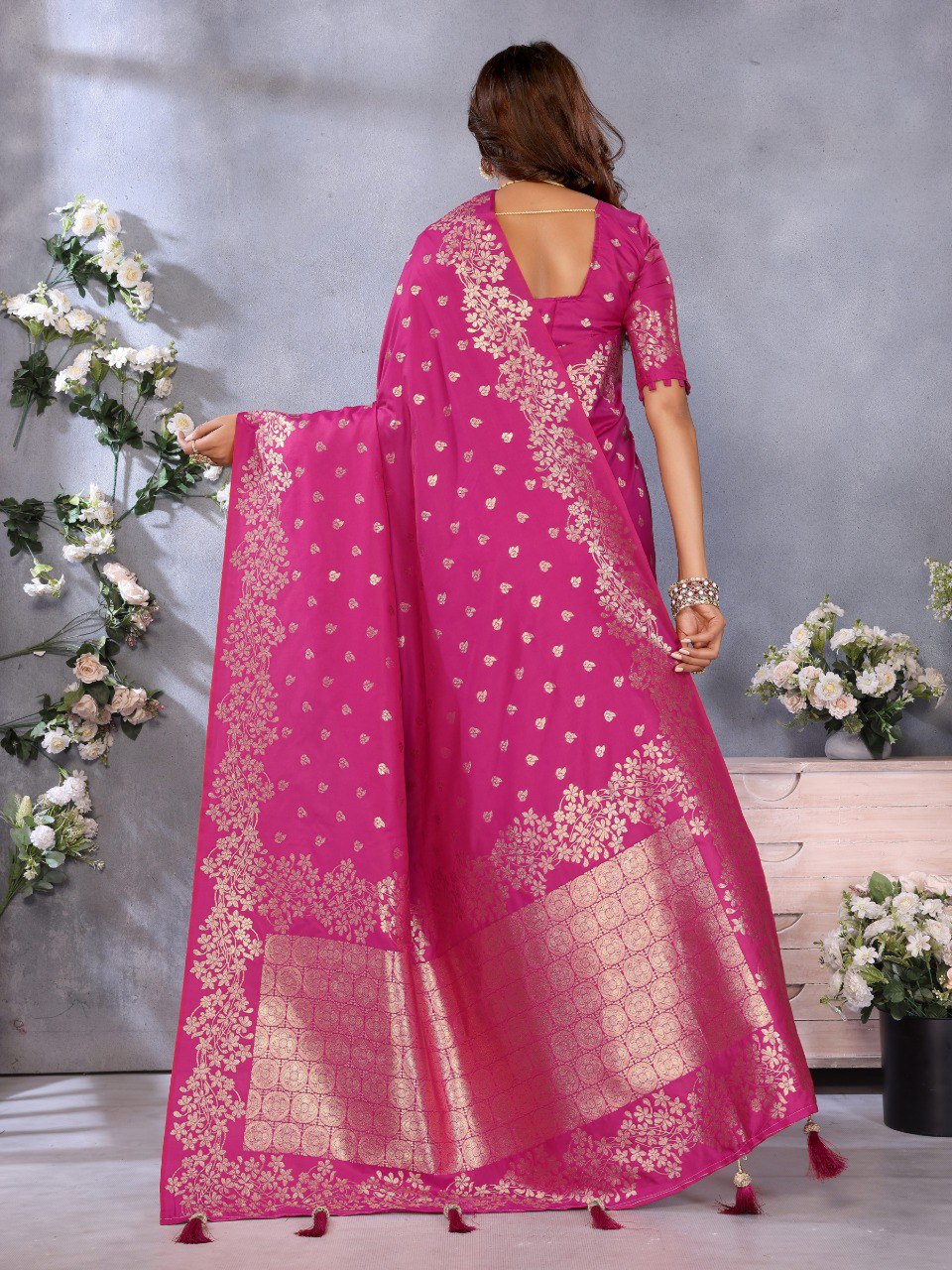 Awesome Banarasi Silk Pink Color Saree