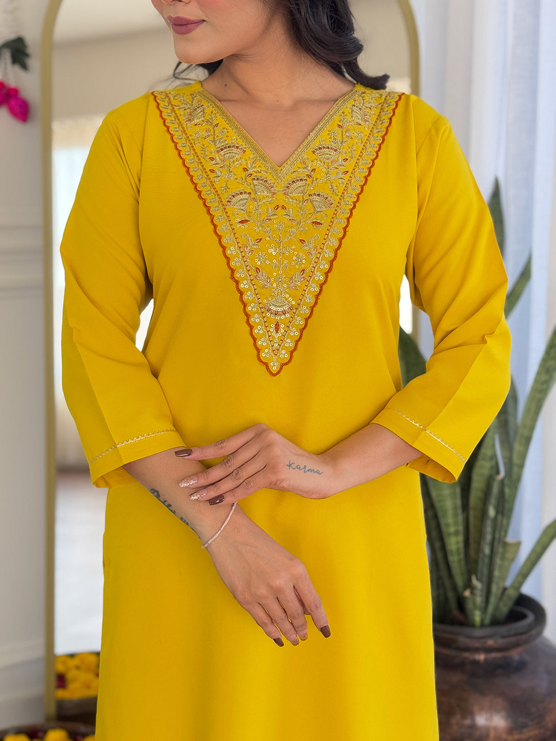 Beautifully designed that seamlessly combines tradition kurta set